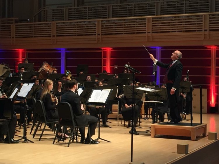 Dr. Gary P. Gilroy conducts the Fresno State Wind Orchestra