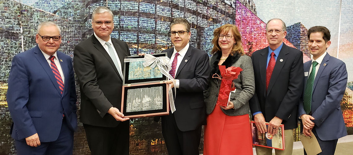 Diniz Borges, Portuguese Beyond Borders Institute director; Vasco Alves Cordeiro, president of the Government of the Azores; Dr. Joseph I. Castro, president of Fresno State; Dr. Michelle DenBeste, dean of the College of Social Sciences; Dr.Michael Thomas, interim associate dean of theJordan College of Agricultural Sciences & Technology; Dr. Saúl Jiménez-Sandoval, dean of the College of Arts and Humanities.