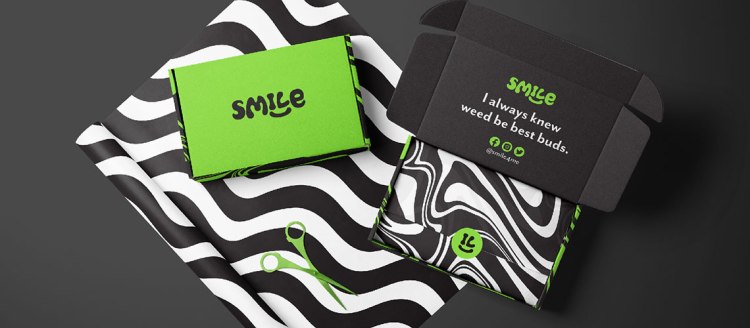 Smile Delivery Packaging - by Alicia Benitez