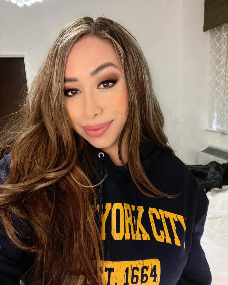 De La Cruz sporting a New York City hoodie.