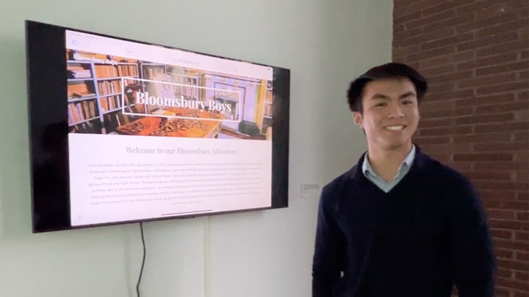 Nicholas Tom present his "Bloomsbury Boys" group project.