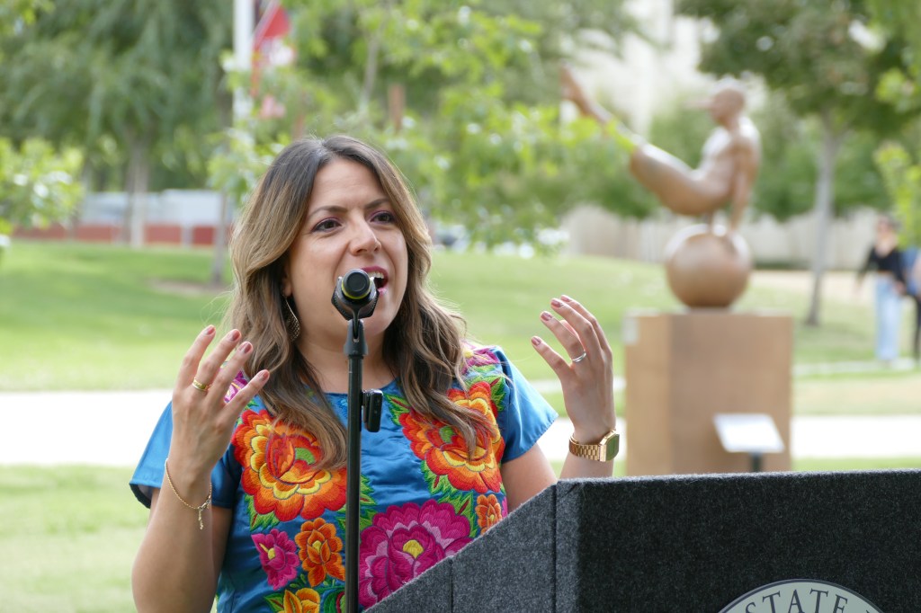 Representative from the México Consulado en Fresno speaks at the press conference.
